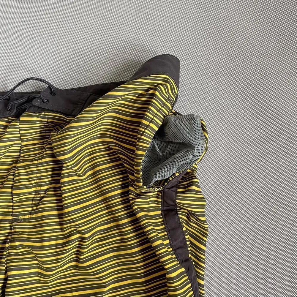 VICTORINOX Gray Yellow Striped Swim Board Shorts Men’s Size XL